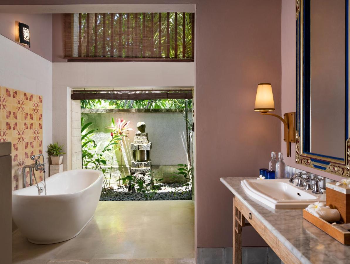 Studio Suite Pool Access